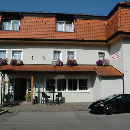 Mayers Waldhorn - Zwischen Reutlingen Und Tuebingen Kusterdingen ภายนอก รูปภาพ