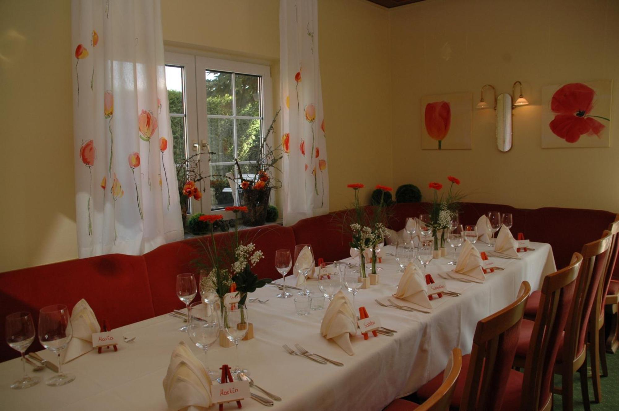 Mayers Waldhorn - Zwischen Reutlingen Und Tuebingen Kusterdingen ภายนอก รูปภาพ